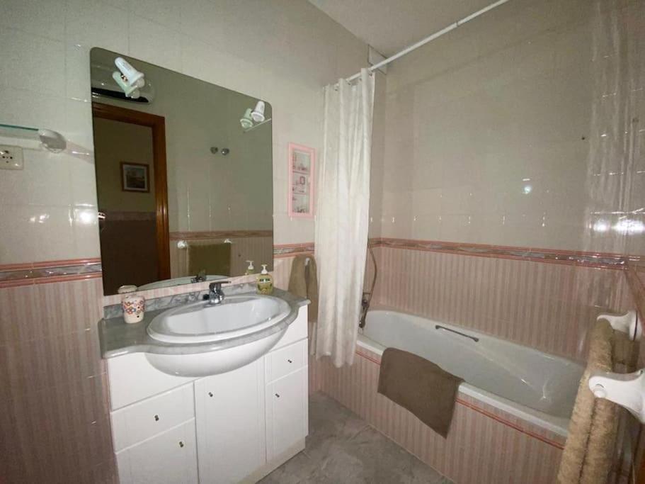 Vivienda Vistas Hébergement de vacances Poyales Del Hoyo